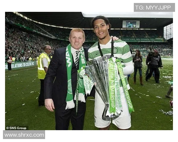 荷兰足球明星在国际赛场上获得的冠军数量揭秘与分析